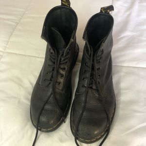 black lace up dr. martens